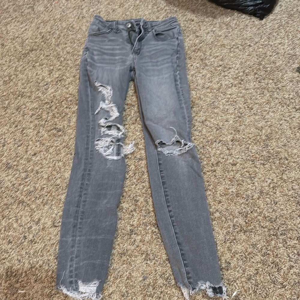 grey american eagle jeans